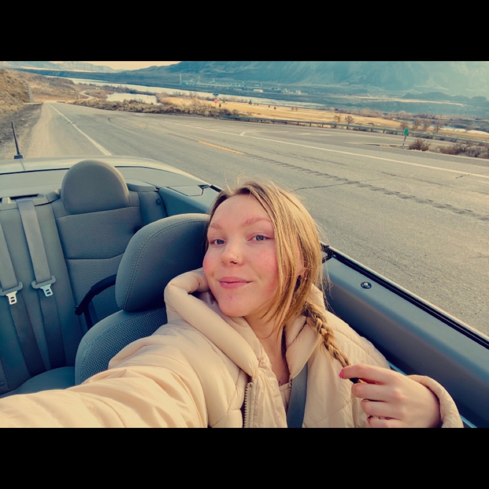 Meet your Posher, Melia